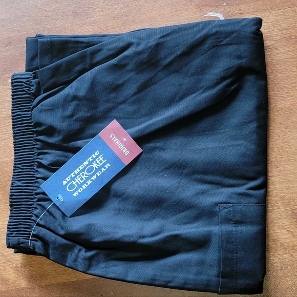 Cherokee Tapered Pull-On Cargo Pant, XL Black - Picture 4 of 6